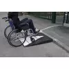 Rampe d'accès fauteuil roulant et PMR en caoutchouc - Cofradis Collectivités