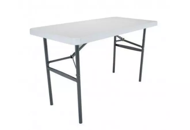 Petite table polypro pliante 122 cm