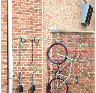 Crochet mural individuel pour vélo