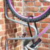 Structure du crochet pour vélo conçue pour y ajouter un anti-vol