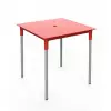 Table pour intérieur et extérieur rouge