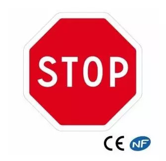 Panneau de route ultra léger annonçant un STOP Ab4