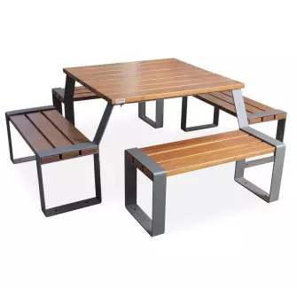 Table pique-nique en bois carrée Design