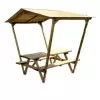 Table en bois avec toit