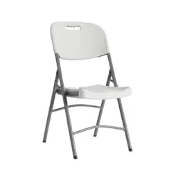Chaises pliantes en polypro blanche
