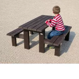 Table pique-nique en plastique recyclé pour enfants