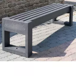 Banquette publique en plastique recyclé