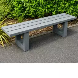 Banquette extérieure en plastique recyclé