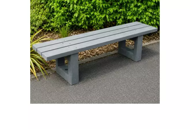 Banquette extérieure en plastique recyclé