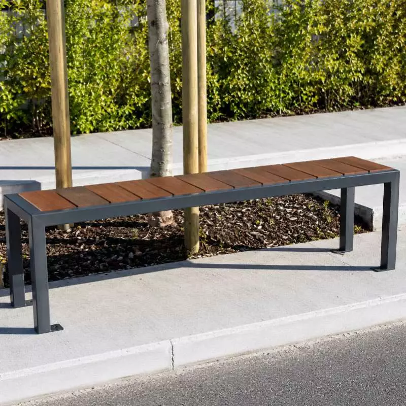 Banquette extérieure en plastique recyclé