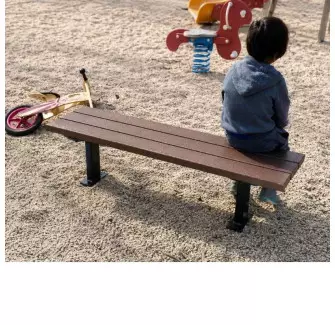 Banquette extérieure pour école en plastique recyclé