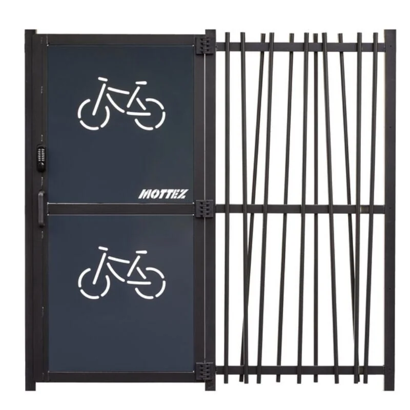 box vélo extérieur vue de la porte sécurisée par digicode et bardage en acier effet bambou