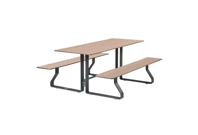 Table pique-nique HPL effet bois chêne clair et acier avec trou de parasol