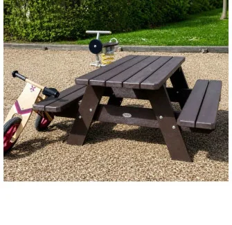 Table picnic en plastique recyclé pour enfant