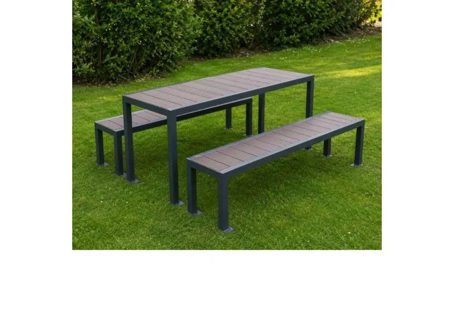 Table extérieure en plastique recyclé