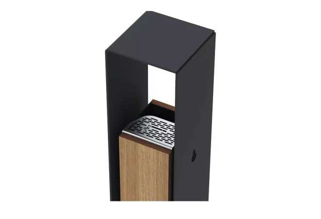 Cendrier extérieur 1,5 L en HPL coloris chêne clair et acier anthracite vue de la grille écrase mégots en inox