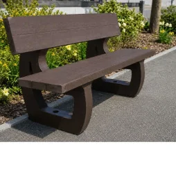 Banc de ville en plastique recyclé
