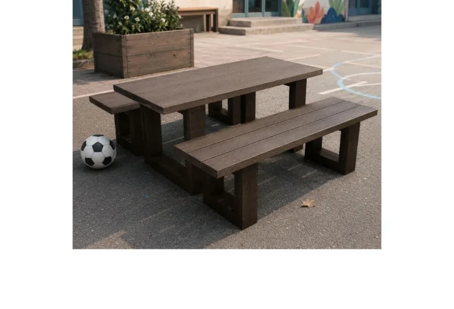 Table picnic enfants en plastique recyclé