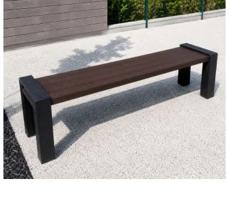 Banquette extérieure en plastique recyclé