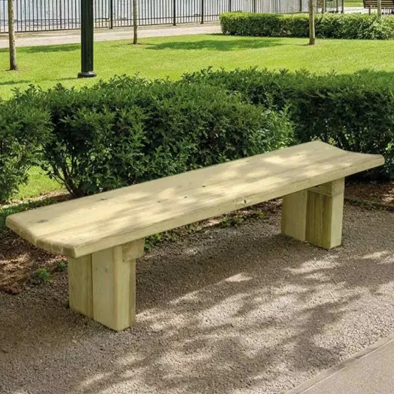 banquette publique en bois dans un parc