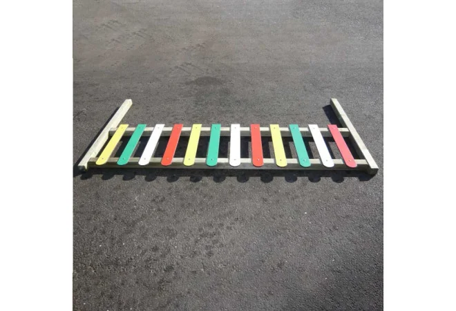 Clôture multicolore pour aire de jeux vue d'ensemble