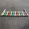 Clôture multicolore pour aire de jeux vue d'ensemble