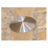 Clous striés
